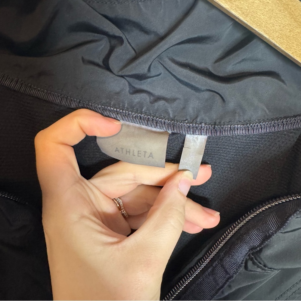 Athleta Drip Drop Jacket Lightweight Rain Jacket … - image 3